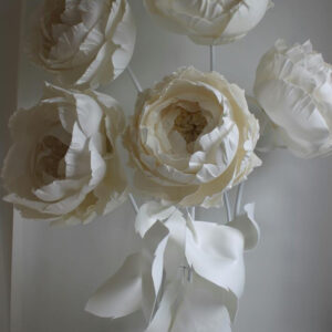 Квіти великі,квіти з ізолону, піони великі, ростові піони