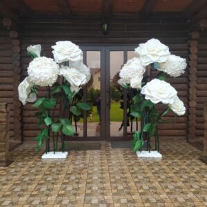 Квіти ростові,квіти великі, троянди ростові, піони, рози великі