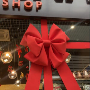 Бант на вітрину