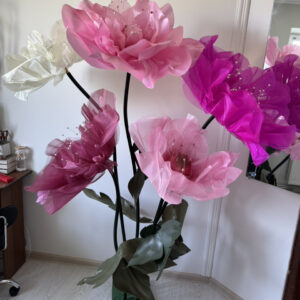 Ростова квітка з органзи на металевому каркасі (висота 2 м, градієнт відтінків)