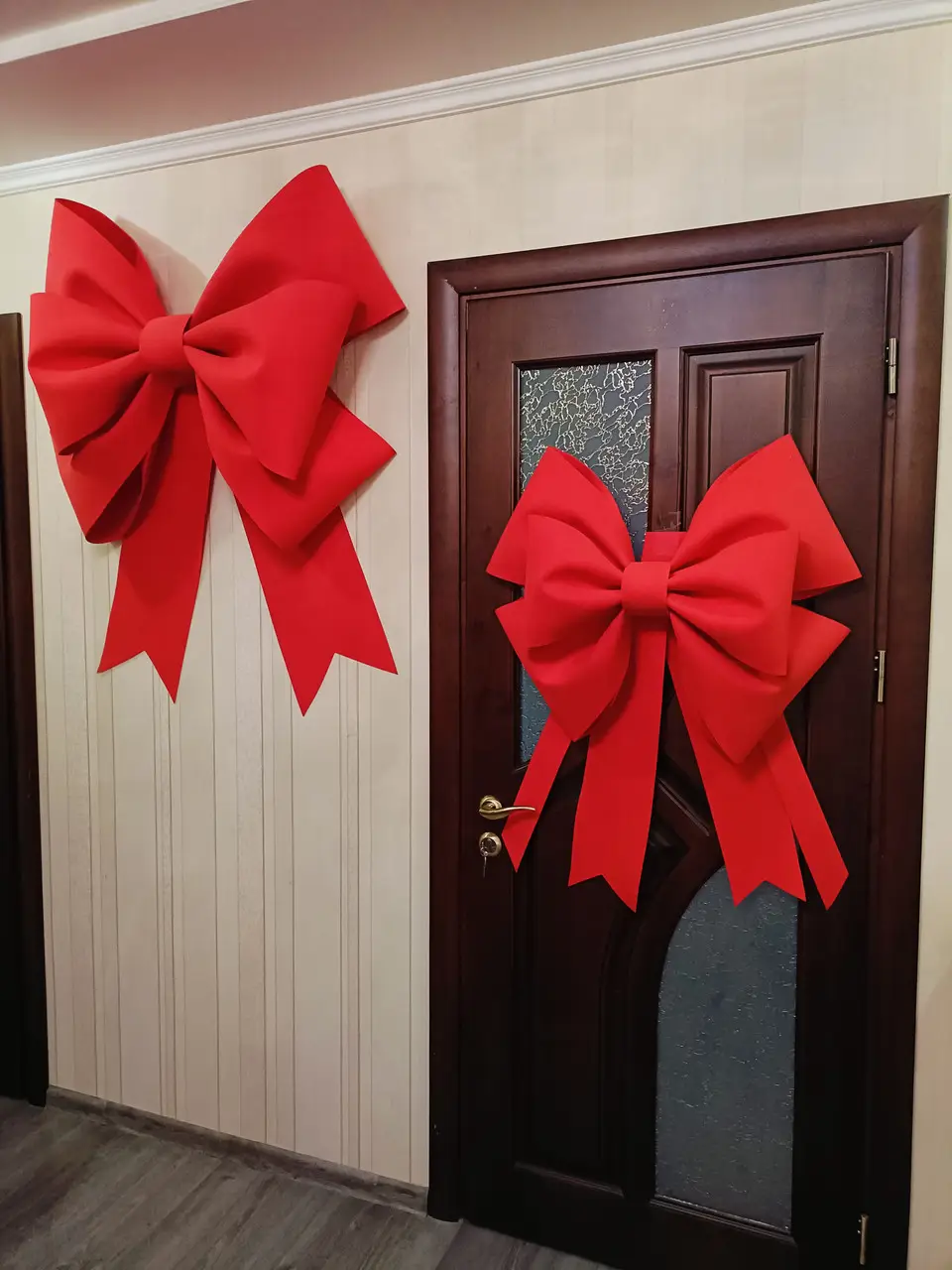 Бант на двері